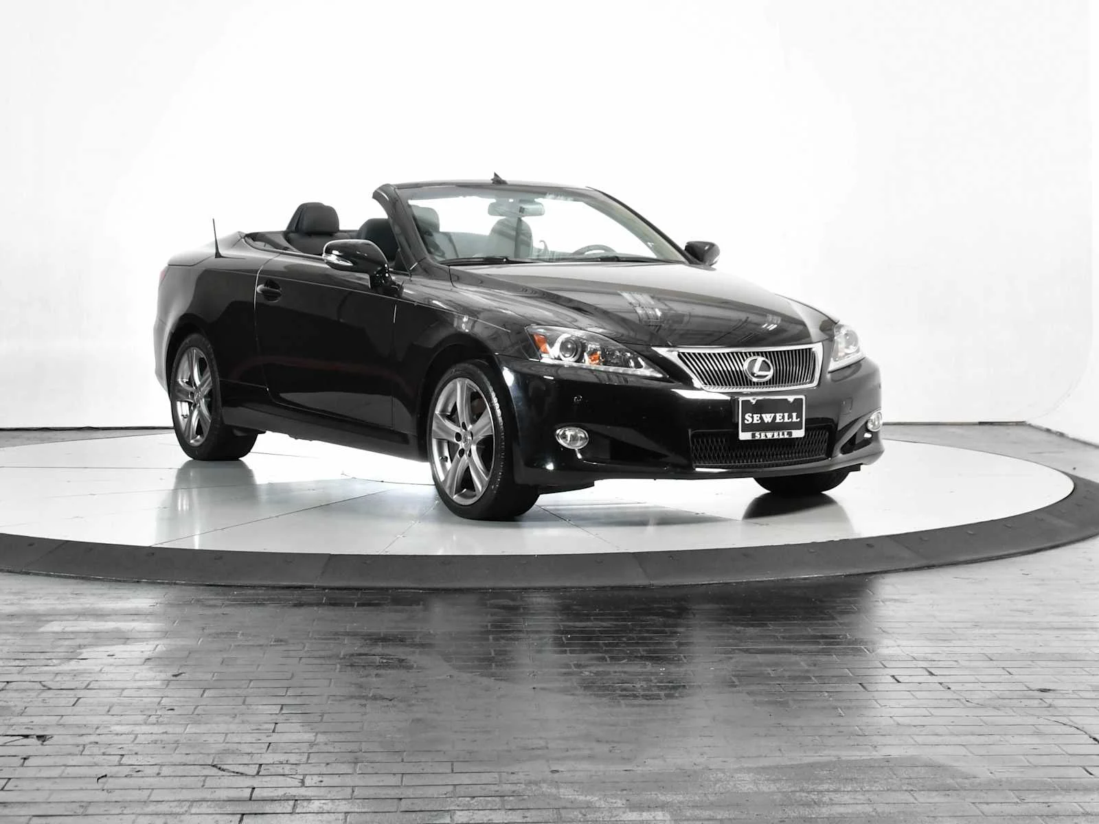 Used 2012 Obsidian Lexus  image 10