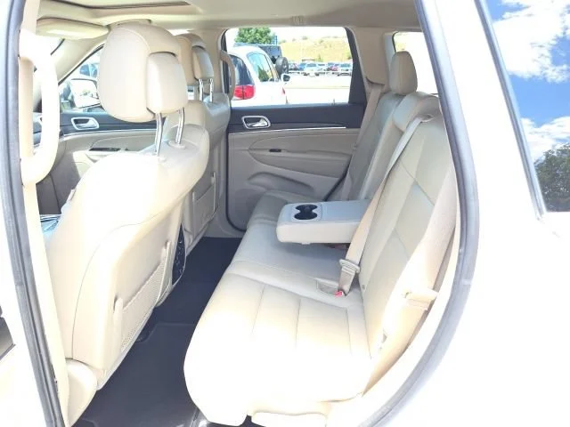 Used 2021 Bright White Clearcoat Jeep Limited image 18