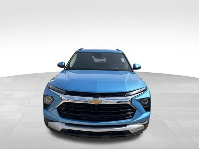 Used 2025 Blue Chevrolet LT image 4