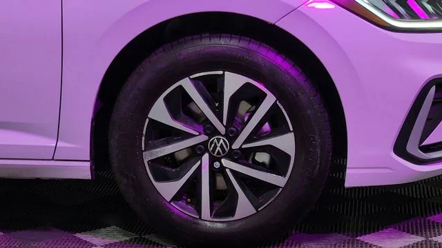 Used 2025 White Volkswagen 1.5T S image 22