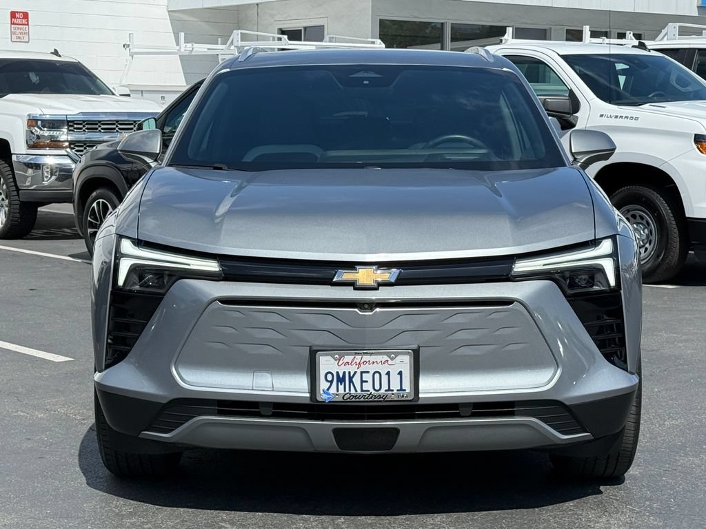 Used 2024 Sterling Gray Metallic Chevrolet LT image 4