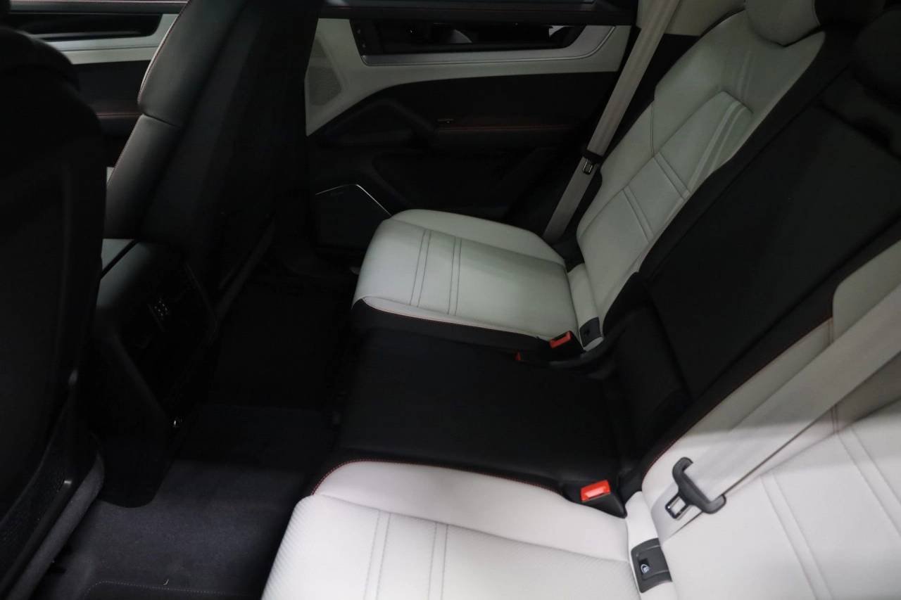 Used 2025 White Porsche GTS image 35