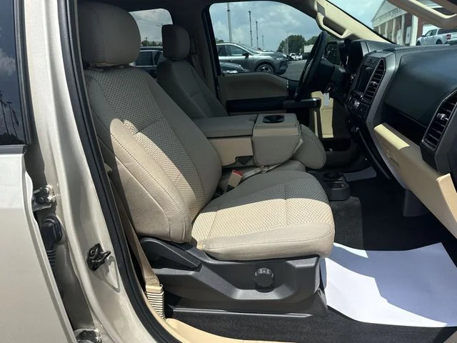 Used 2018 Gold Ford XLT image 26