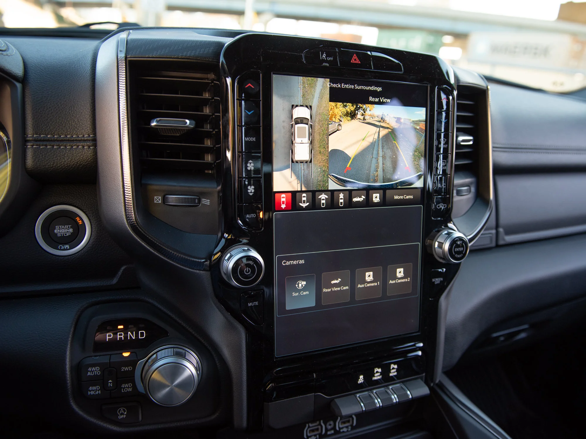 New 2026 White RAM Sport* Crew Cab 4x4, HEMI V8 image 18