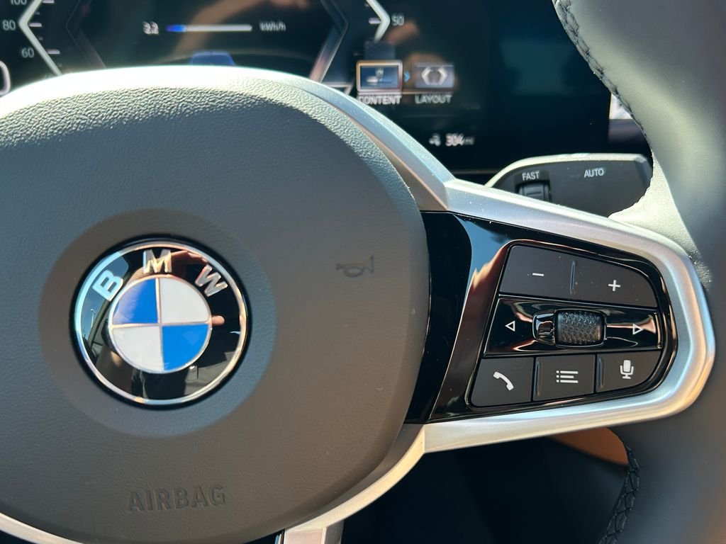 New 2026 Portimao Blue Metallic BMW eDrive40 image 20