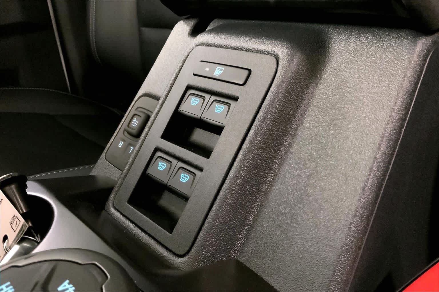 New 2026 Avalanche Gray Ford Badlands® image 17