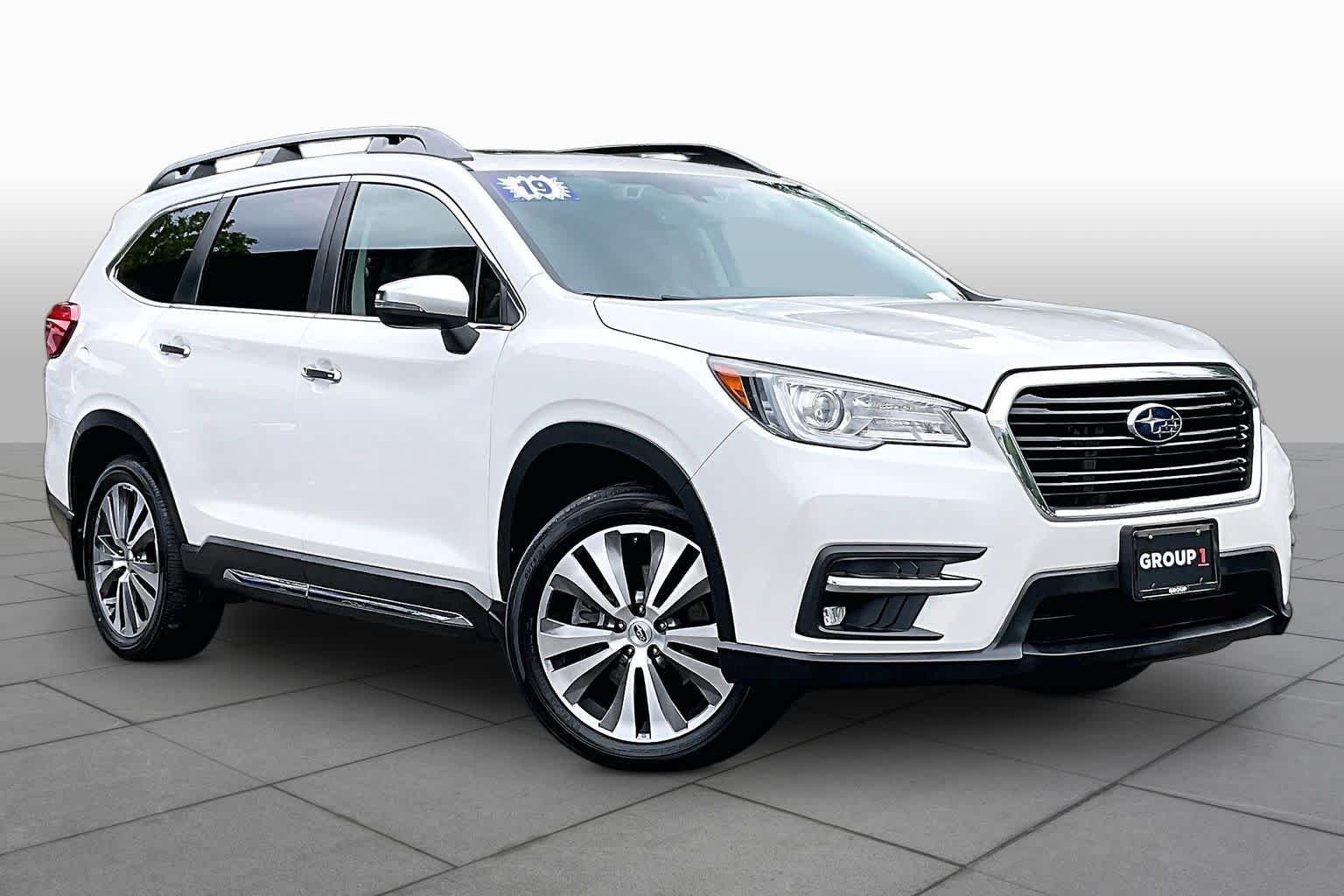Used 2019 Crystal White Pearl Subaru Touring image 3