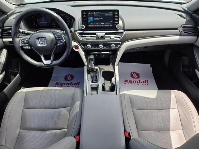 Used 2019 Silver Honda EX-L image 21