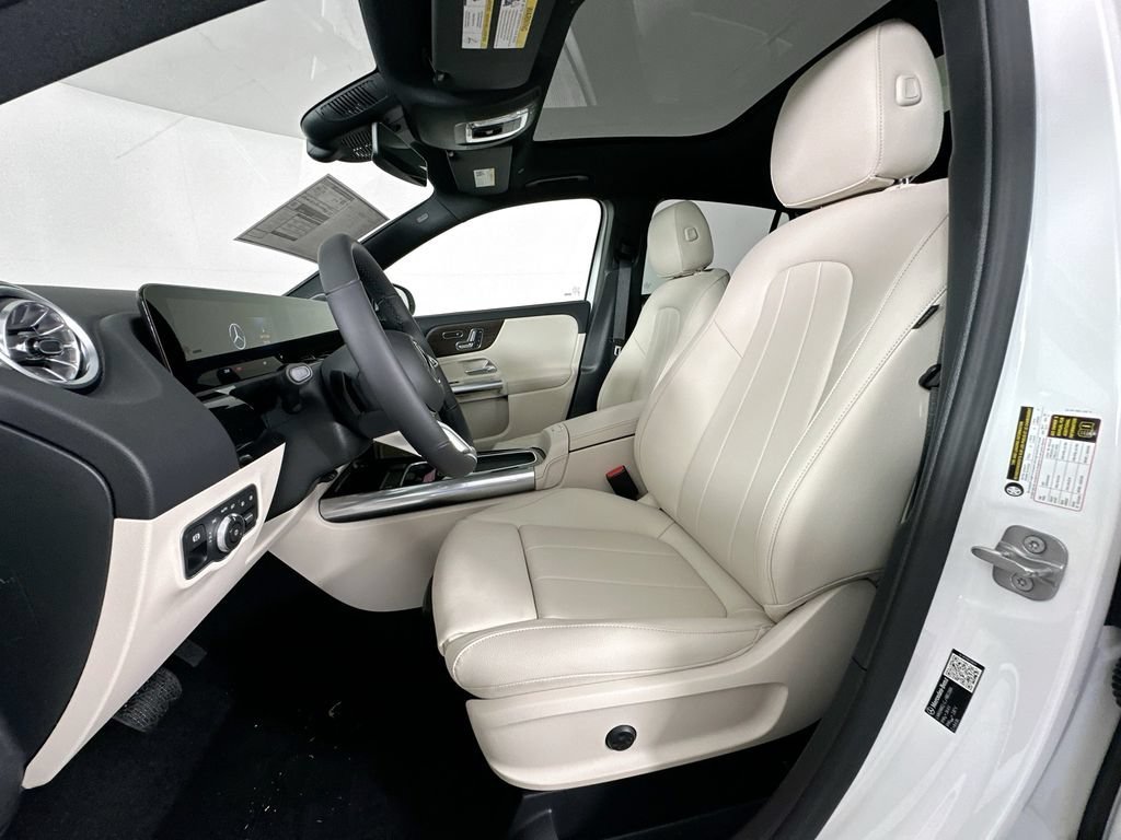 New 2026 Polar White Mercedes-Benz GLA 250 image 52