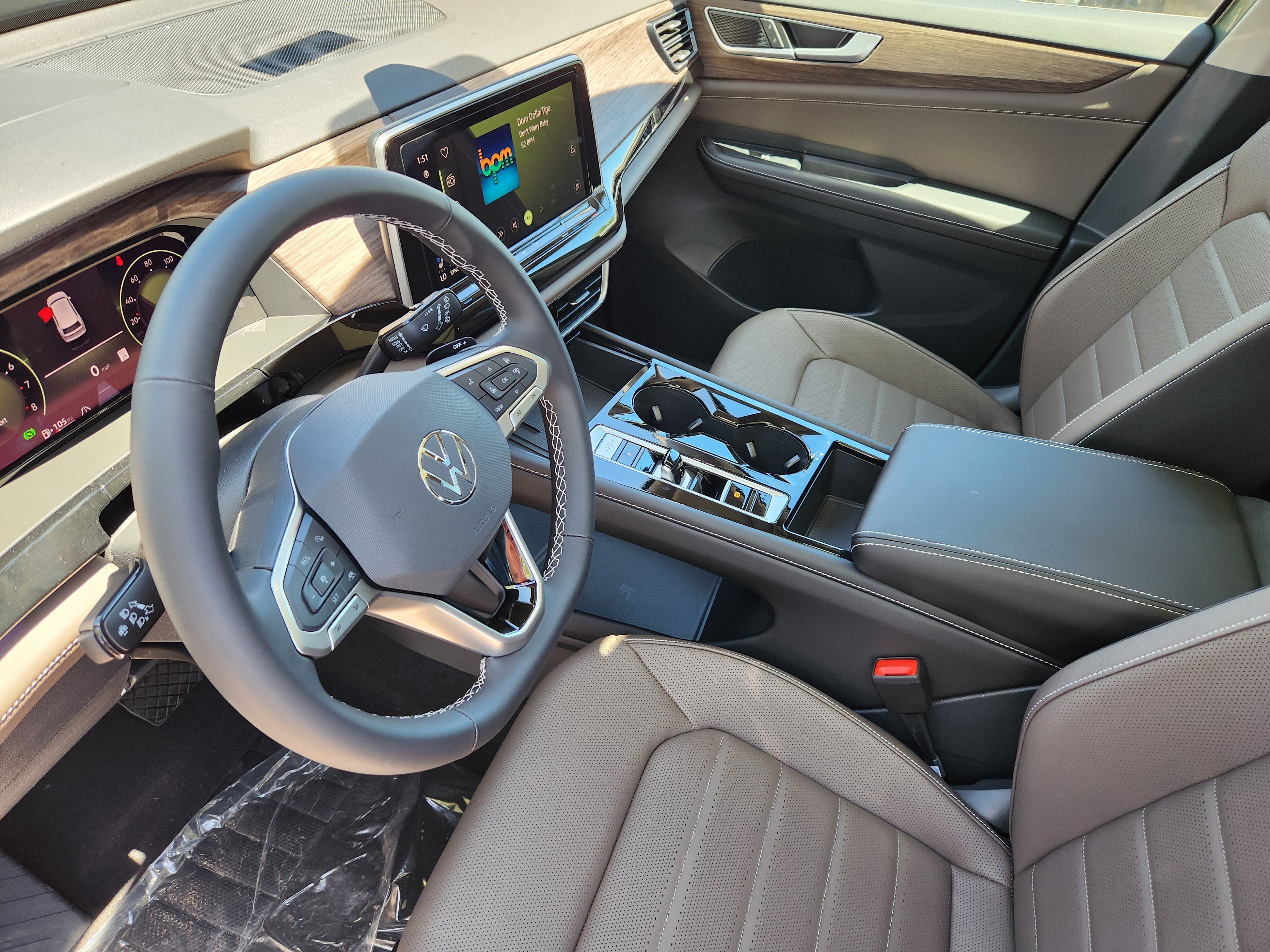 New 2026 Green Volkswagen 2.0T SEL image 13