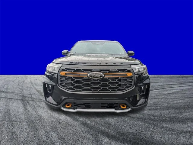 New 2026 Agate Black Metallic Ford Tremor® image 9