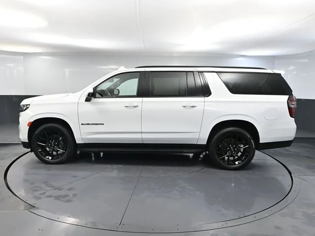 Used 2022 White Chevrolet RST image 11