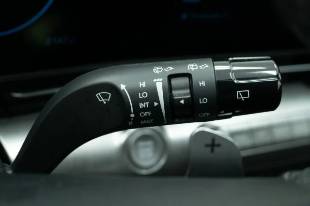 Used 2025 Denim Blue Hyundai SEL Convenience image 30