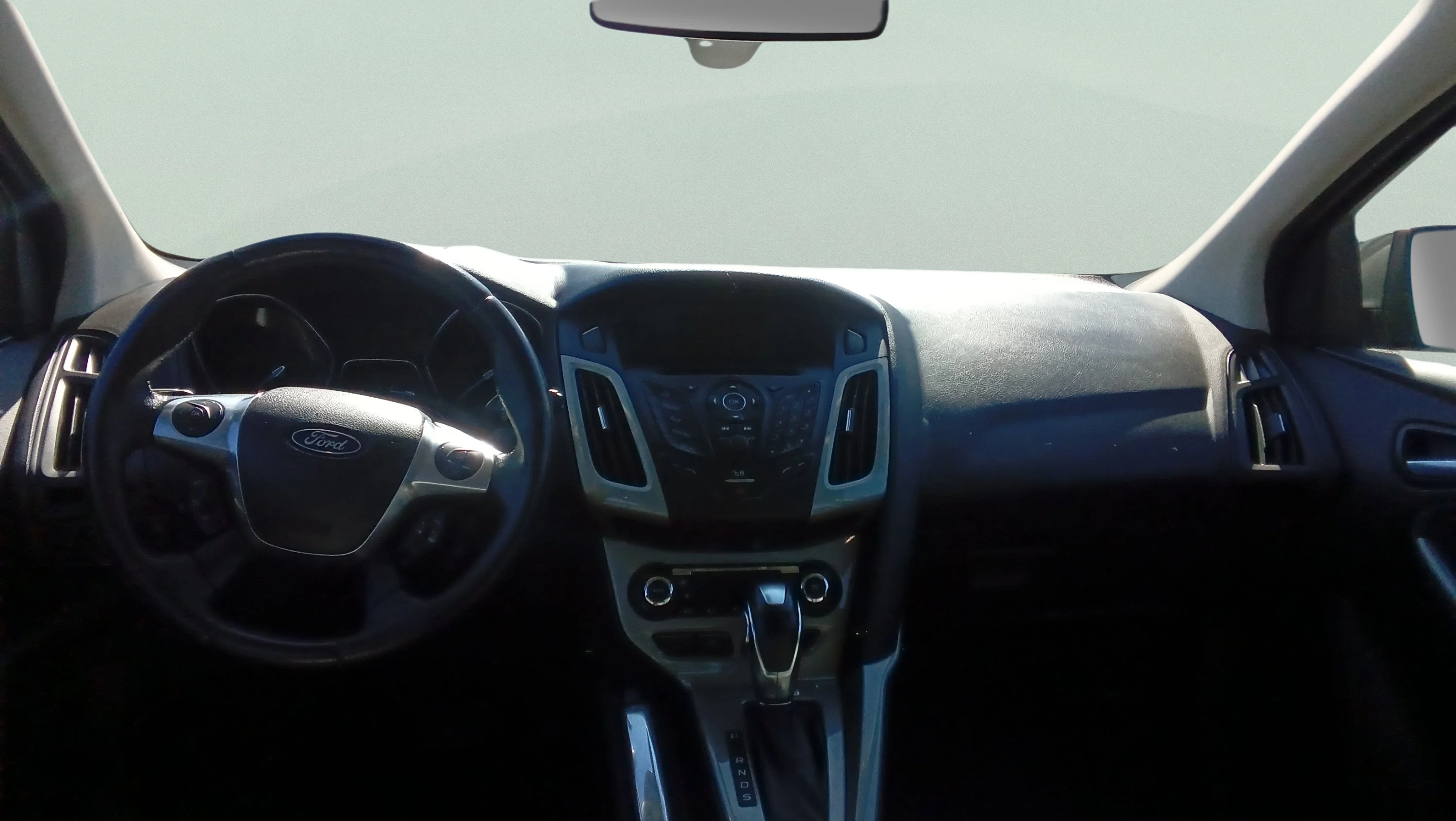 Used 2012 Gray Ford SEL image 9