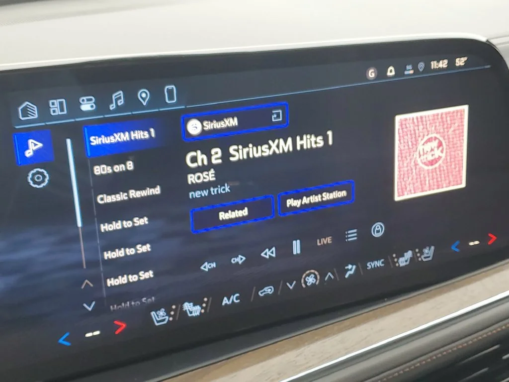 2027 Chevrolet Suburban High Country - Photo 14