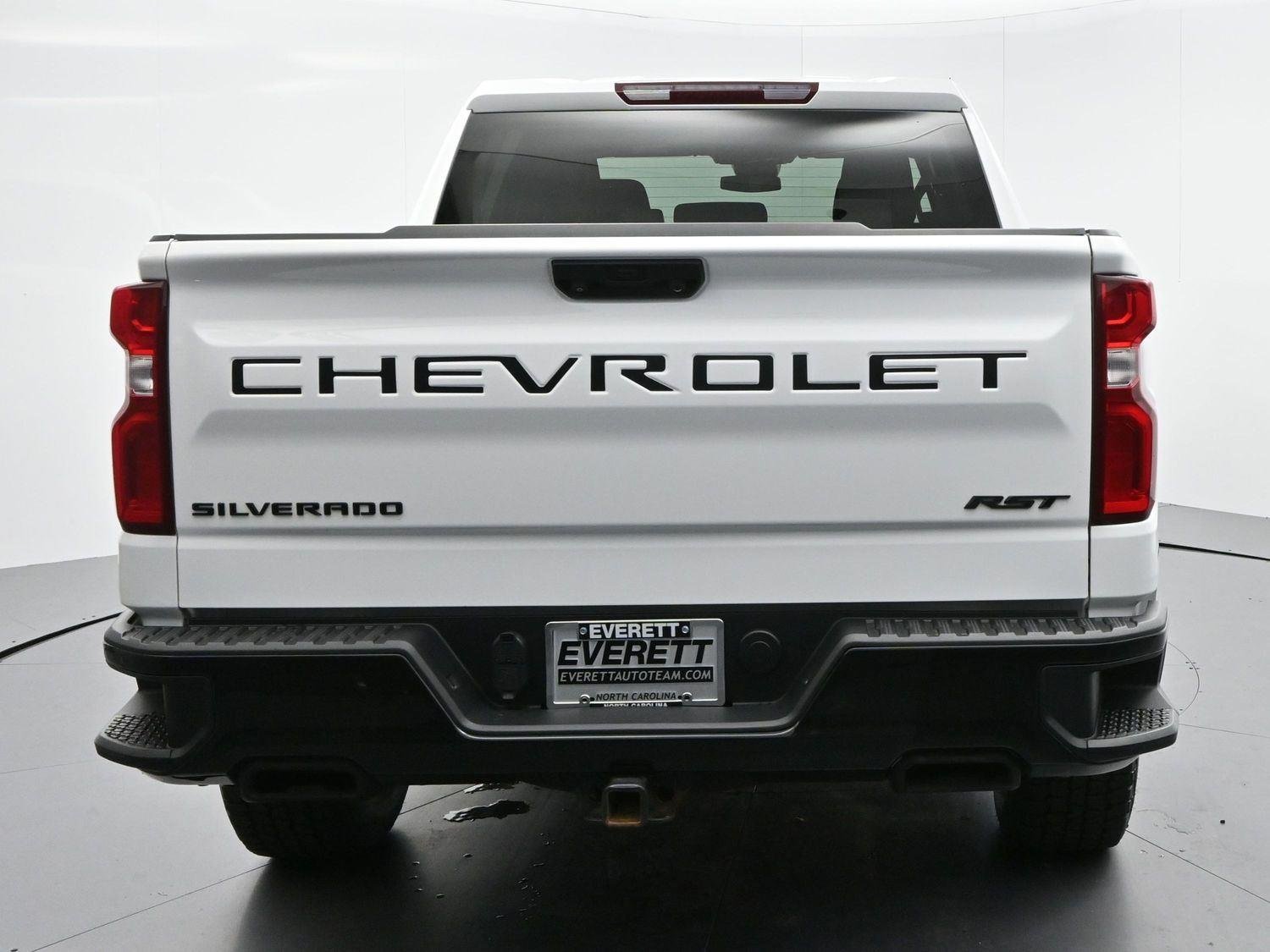 Used 2023 Summit White Chevrolet RST image 6