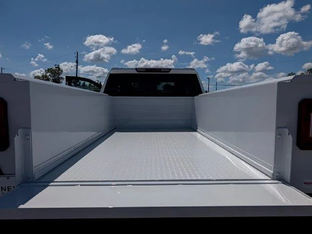 New 2026 Summit White GMC Pro image 23