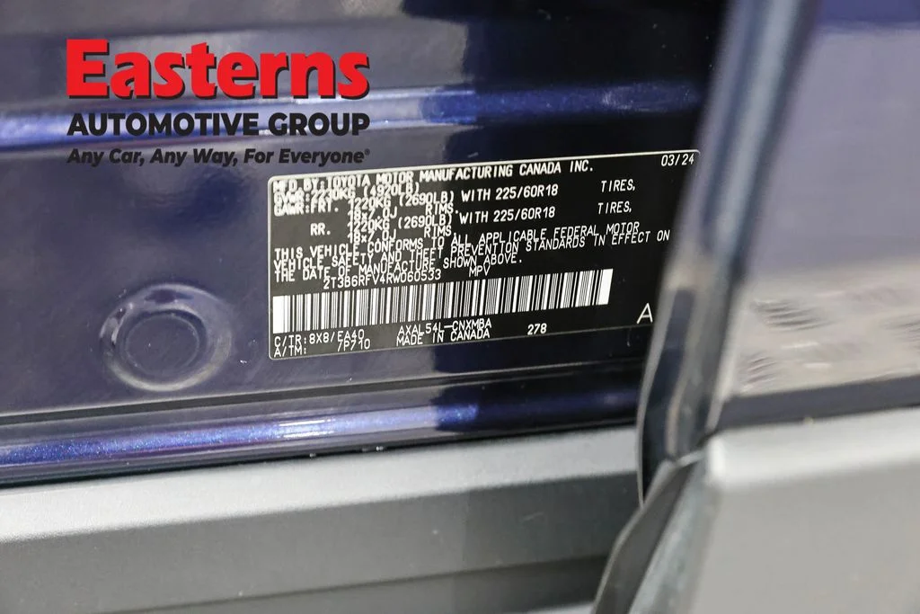 Used 2024 Blue Toyota XLE Premium image 38