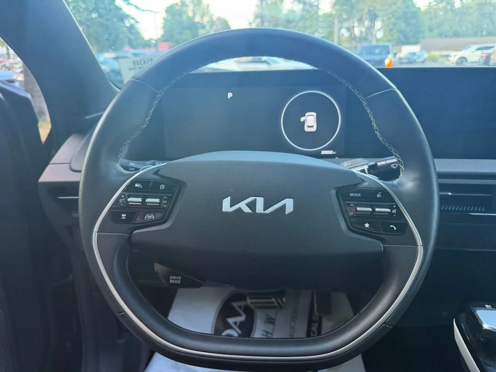 Certified Used 2024 Aurora Black Pearl Kia GT-Line image 11