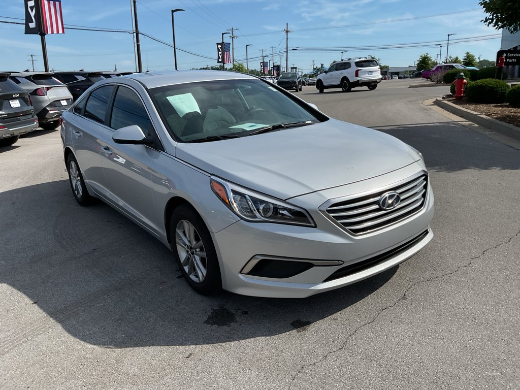 Used 2017 Symphony Silver Hyundai 2.4L image 2