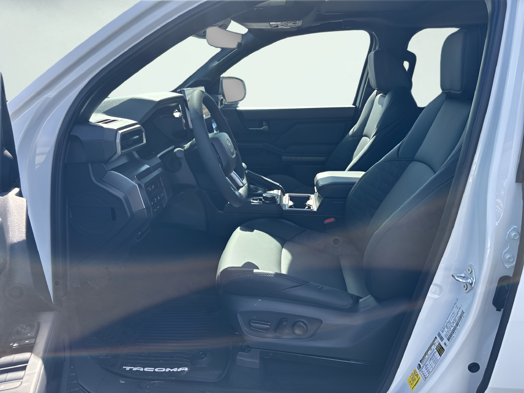 2026 Toyota Tacoma TRD Off Road - Photo 9