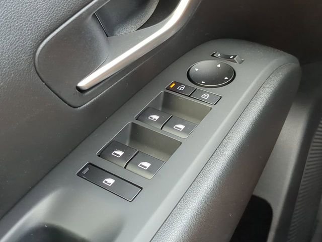 2025 Hyundai Tucson SE - Photo 47