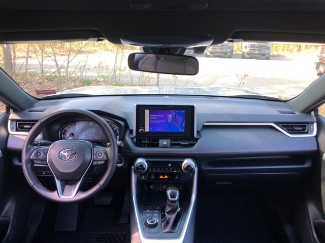 Used 2023 Silver Toyota SE image 19