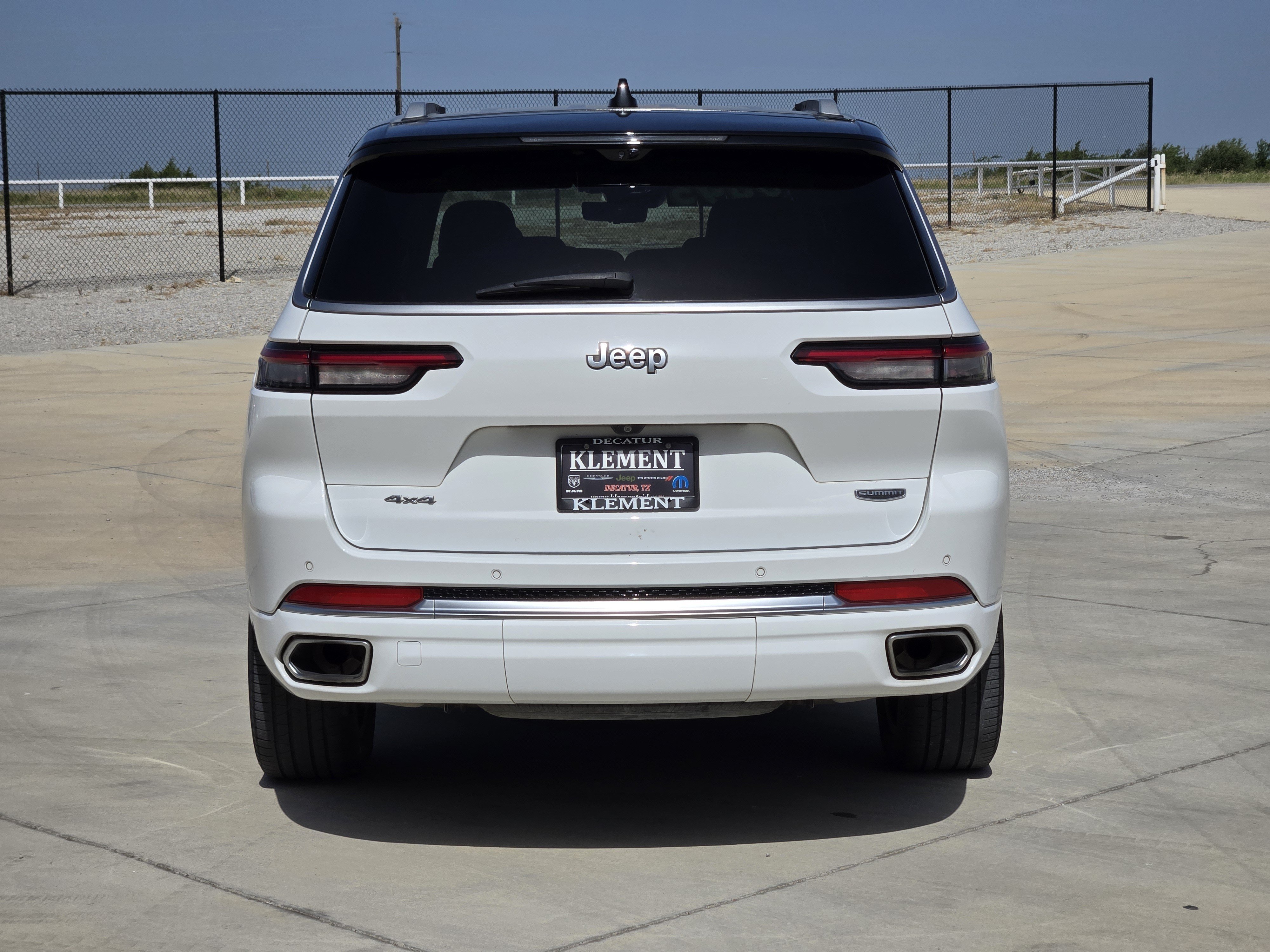 Used 2023 Bright White Clearcoat Jeep Summit image 7