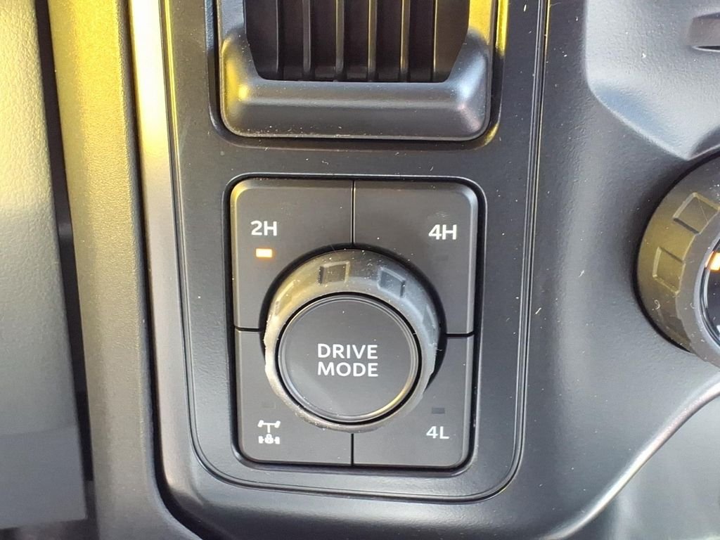 New 2027 Oxford White Ford F-250® XL image 19