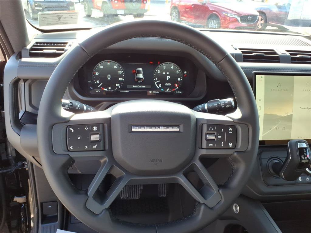 New 2026 Santorini Black Metallic Land Rover X-Dynamic SE image 14
