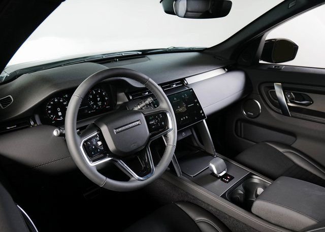 2025 Land Rover Discovery Sport Dynamic SE - Photo 15