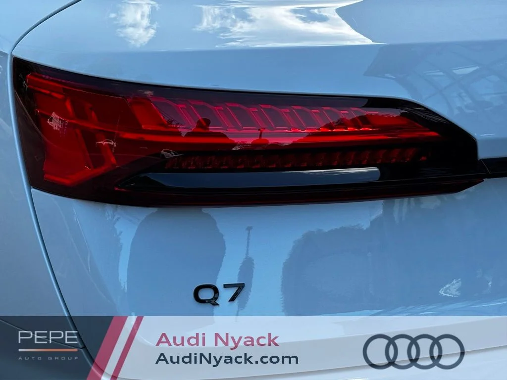 Used 2025 White Audi 55 Premium Plus image 9