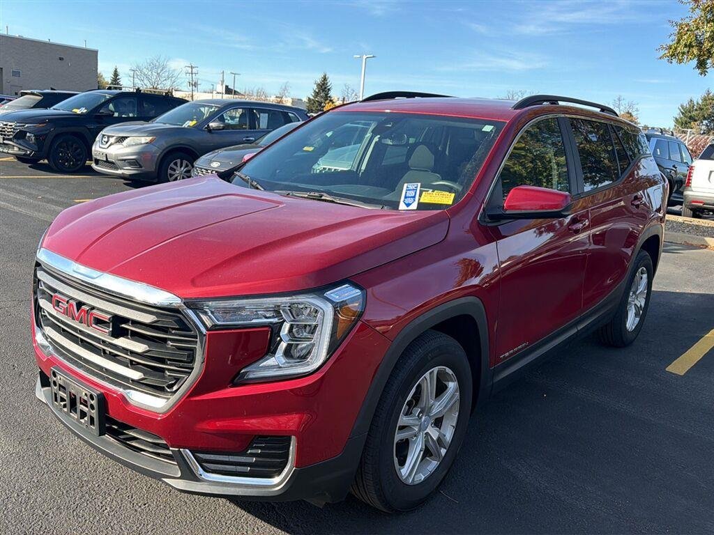 Used 2023 Volcanic Red Tintcoat GMC SLE image 3