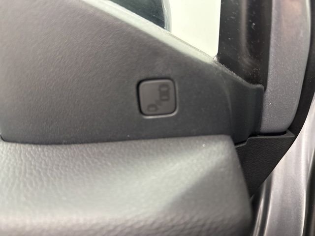 Used 2023 Silver Honda RTL image 9