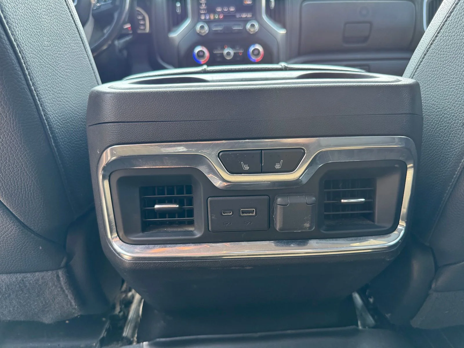 Used 2021  GMC Denali image 10