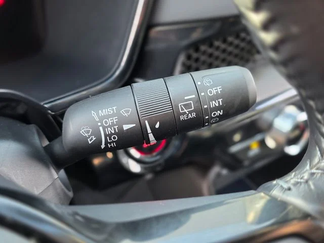 Used 2025  Honda EX-L image 37