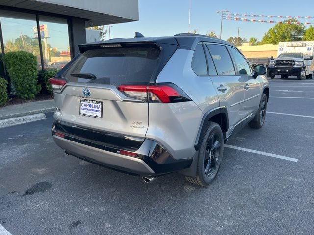 Used 2020 Silver Toyota XSE image 3