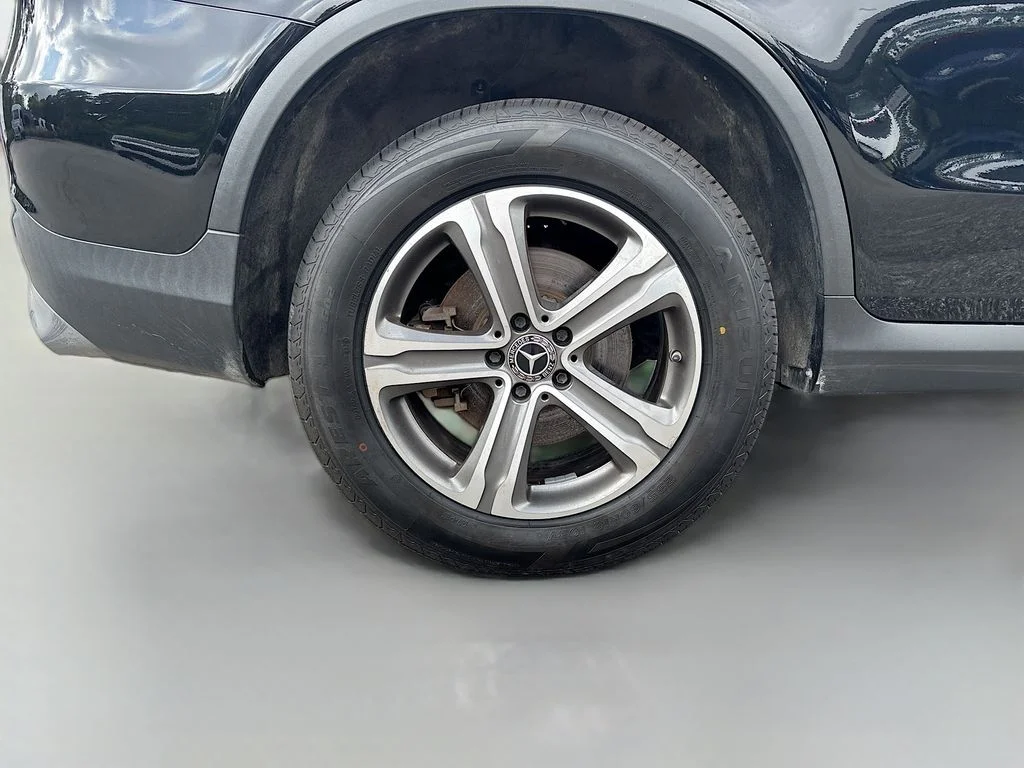 Used 2018 Black Mercedes-Benz GLC 300 image 11