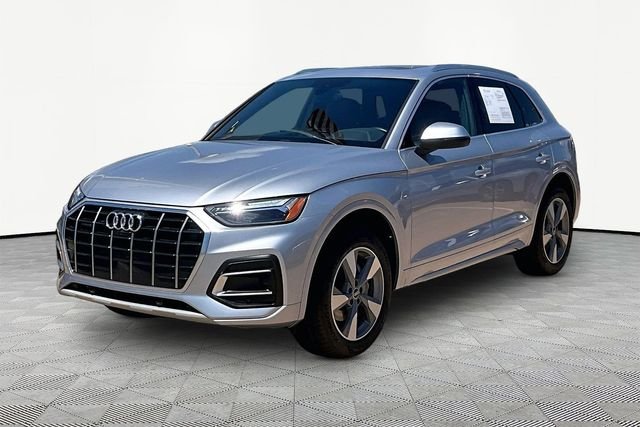 2023 Audi Q5 40 Premium Plus