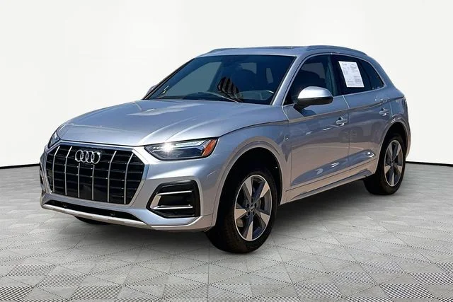 2023 Audi Q5 40 Premium Plus