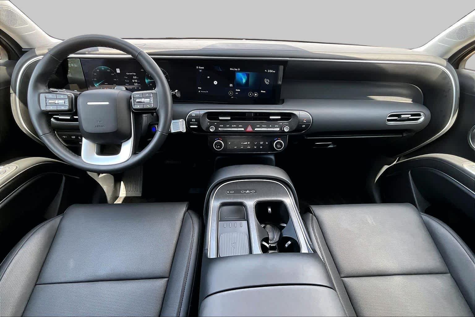 Used 2026 Ecotronic Gray Pearl Hyundai SEL 7P image 15