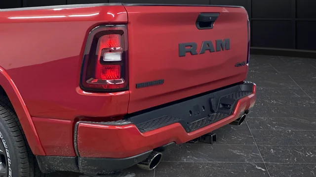 New 2026 Molten Red Pearl-Coat Exterior Paint RAM Big Horn/Lone Star image 42