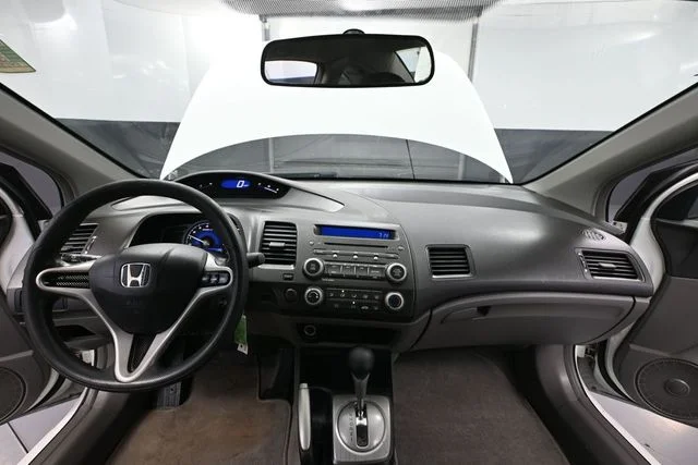 Used 2009 White Honda LX image 22