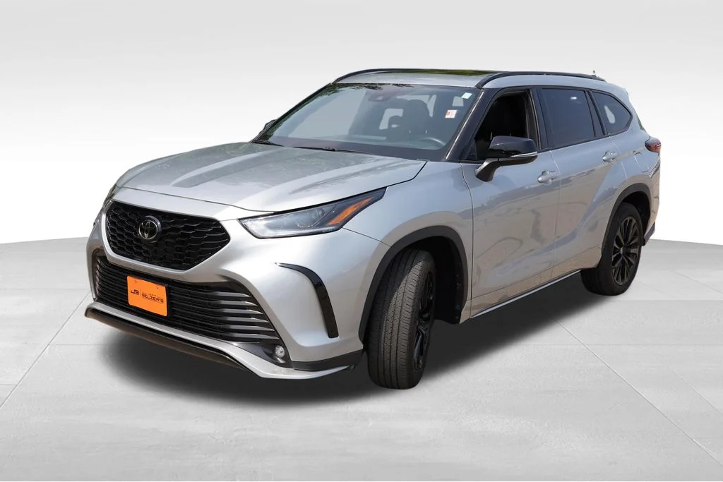 Used 2025 Celestial Silver Metallic Toyota XSE image 11