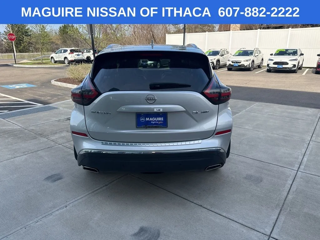 Used 2023 Silver Nissan SL image 6