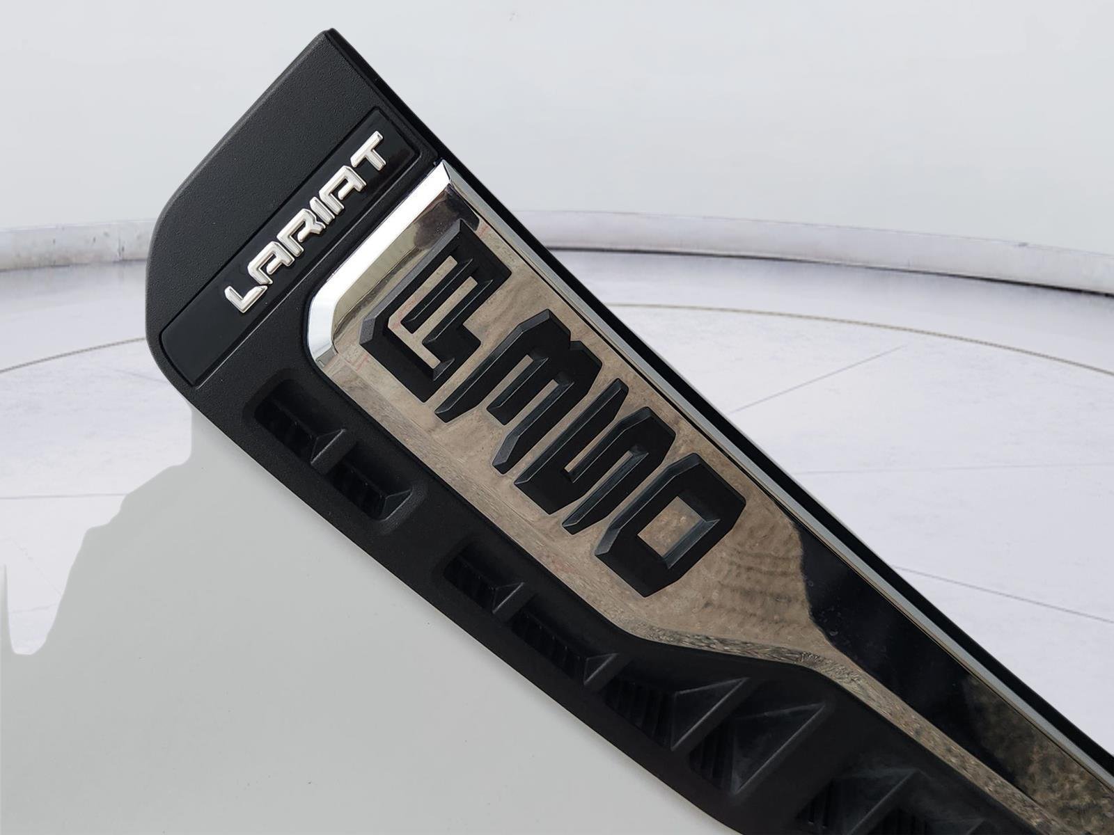 2024 Ford F-350 Super Duty Lariat - Photo 32