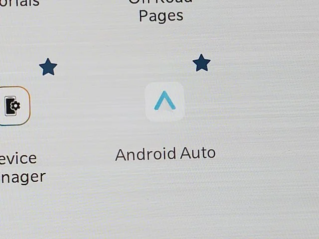 New 2026 Bright White Clear-Coat Exterior Paint RAM Laramie image 32