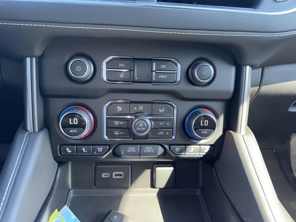 Used 2024 Black Chevrolet Premier image 21