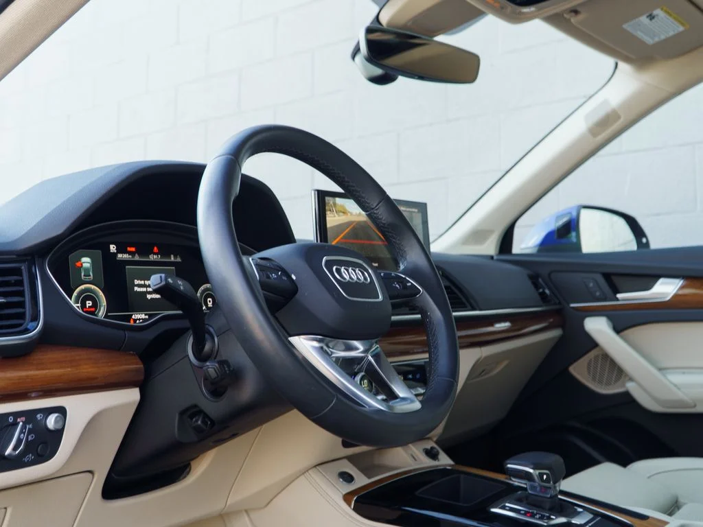 Used 2023 Blue Audi 55 Prestige image 4