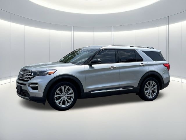 Used 2023 Silver Ford Limited image 1